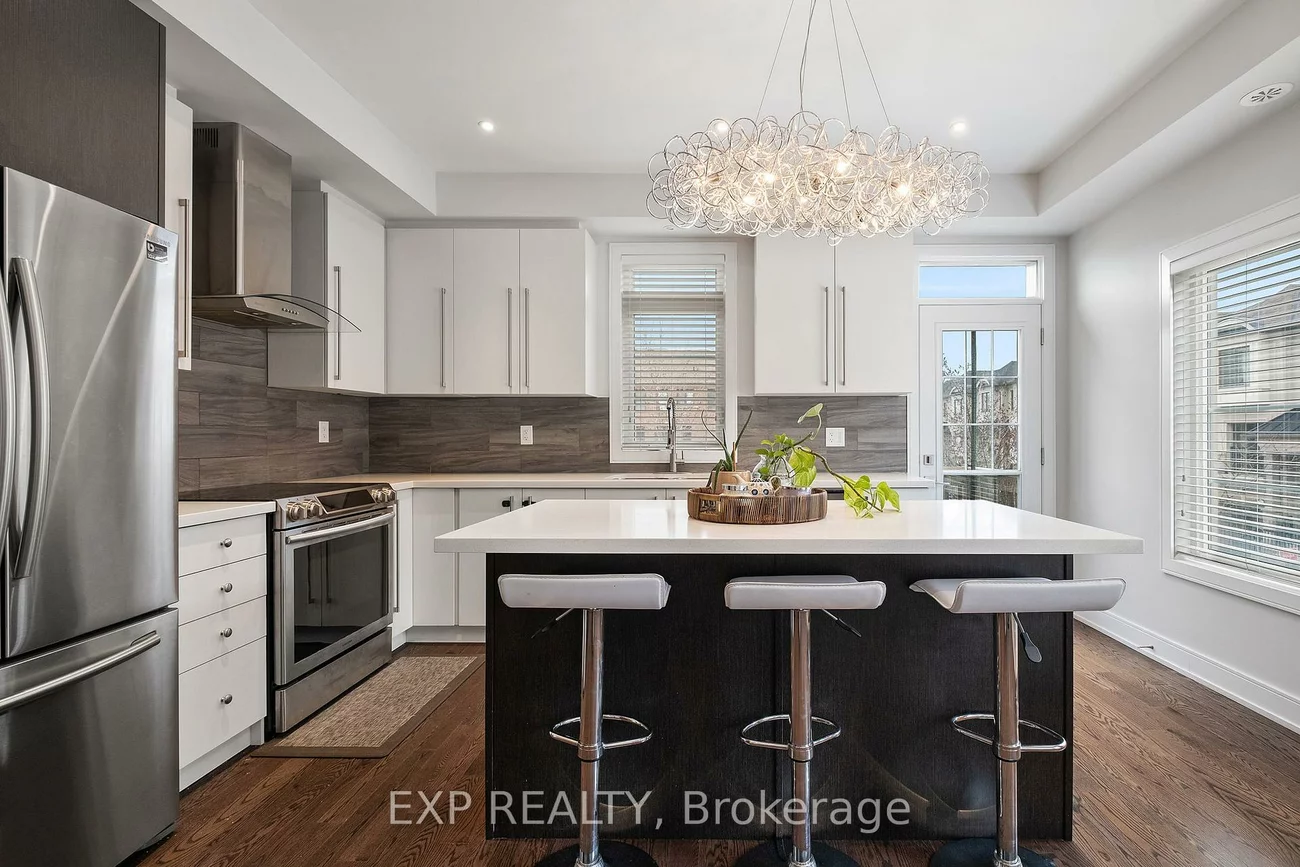 607, Mermaid, Lakeview, Mississauga