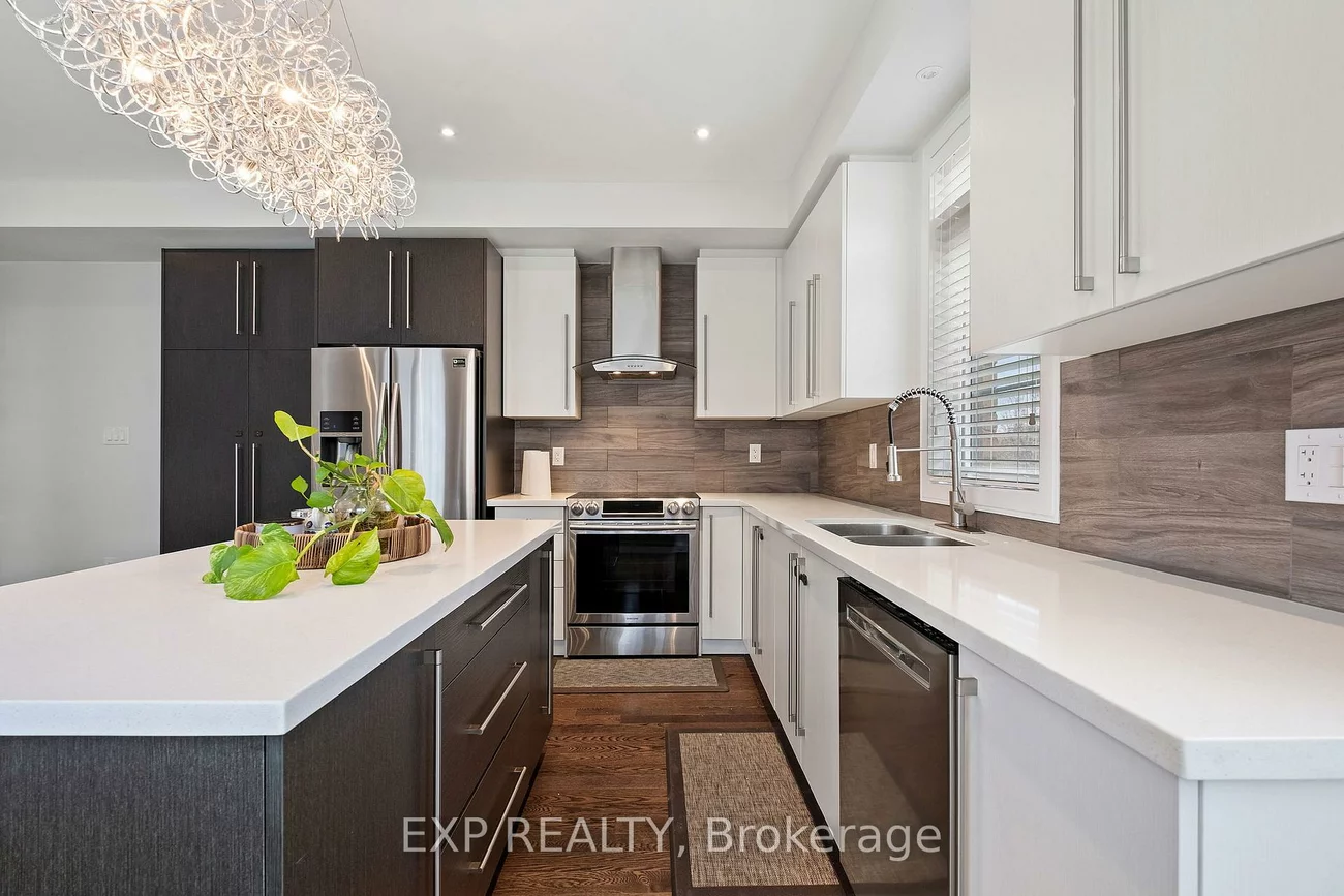 607, Mermaid, Lakeview, Mississauga