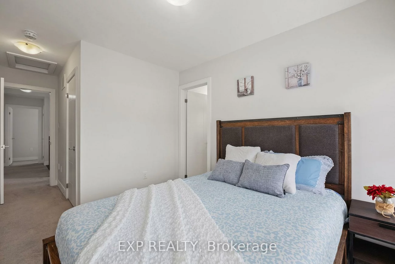 607, Mermaid, Lakeview, Mississauga