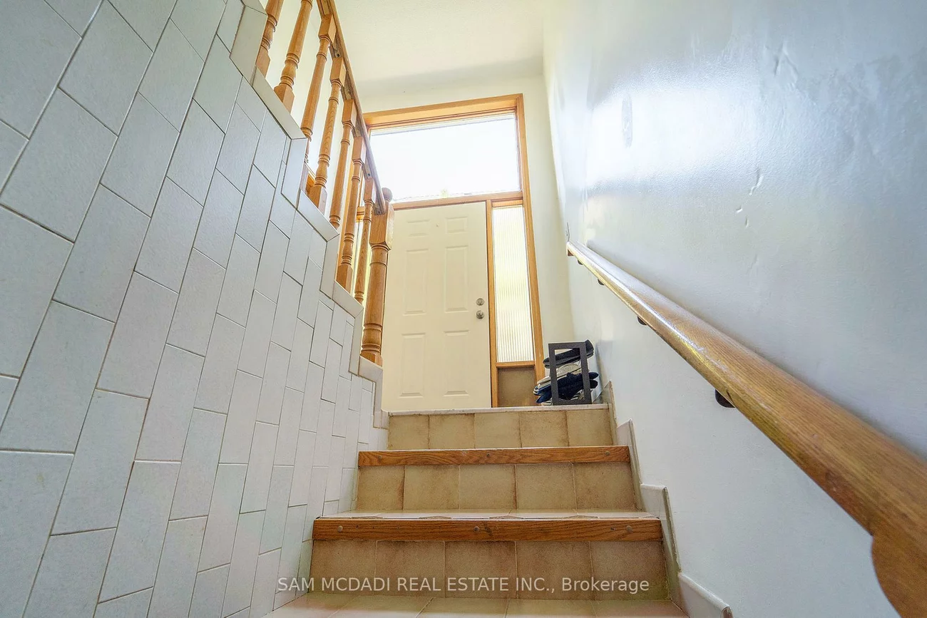 1351, Haig, Lakeview, Mississauga
