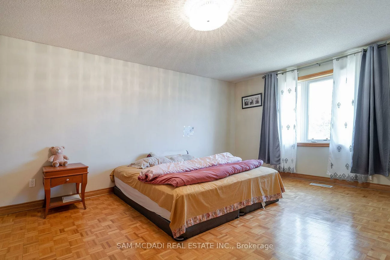 1351, Haig, Lakeview, Mississauga