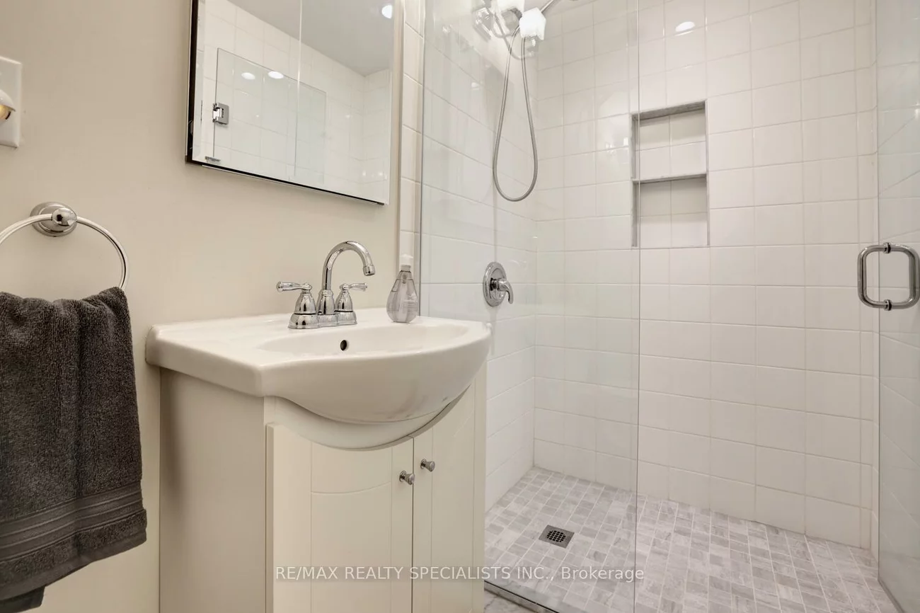 2521, Frankfield, Sheridan, Mississauga