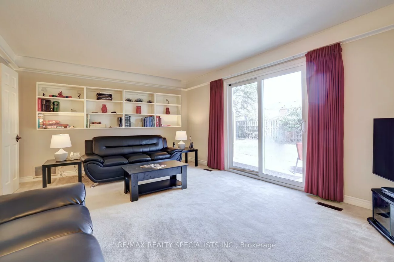 2521, Frankfield, Sheridan, Mississauga