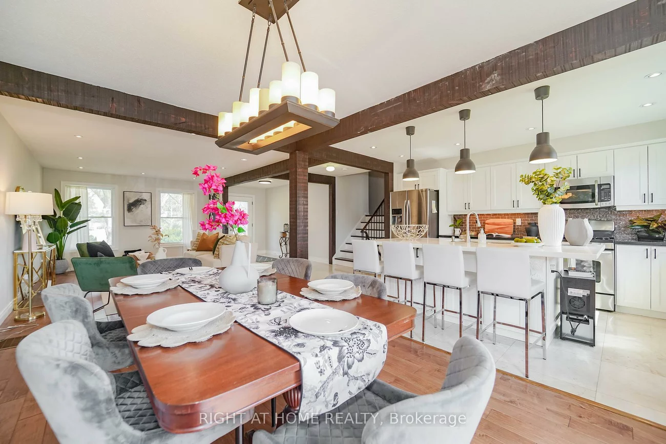2396, Homelands, Sheridan, Mississauga