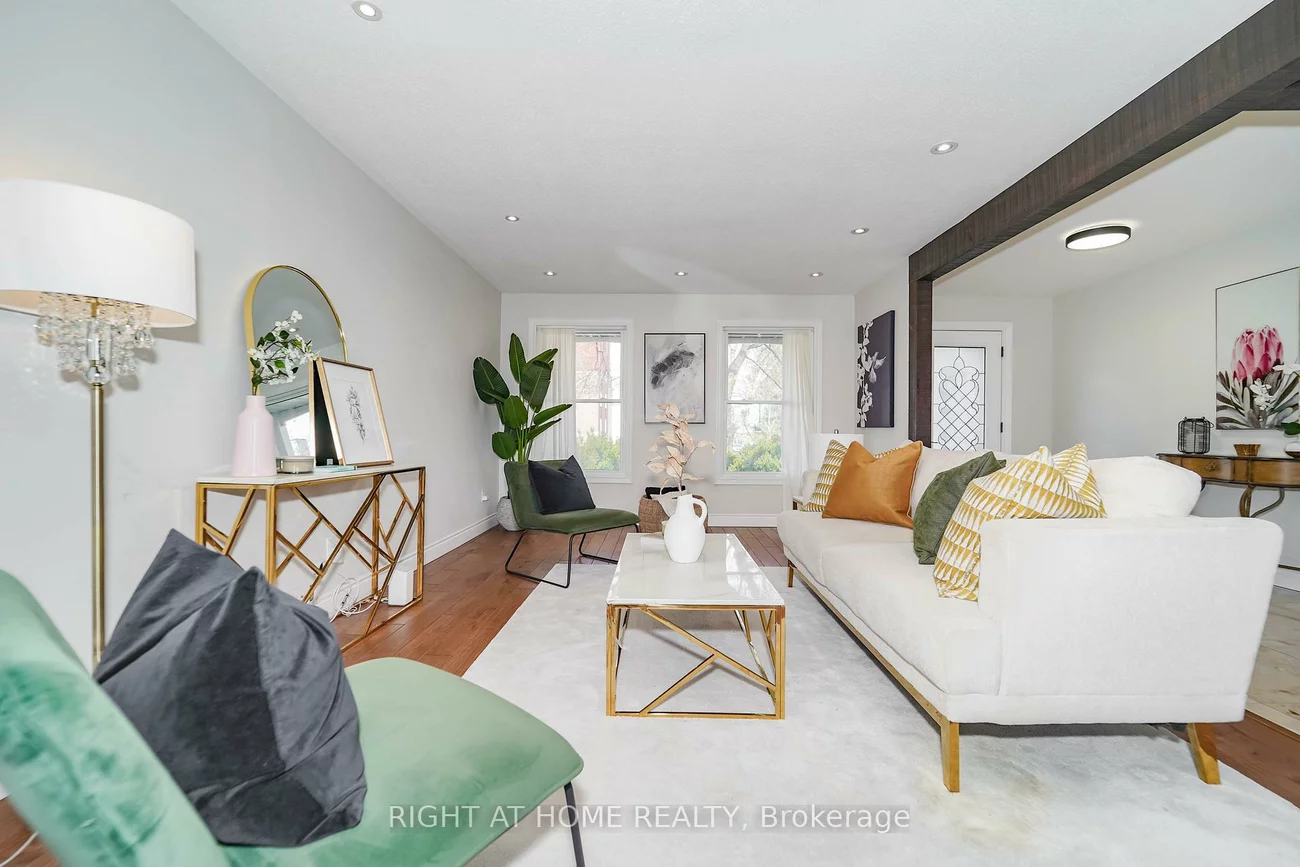 2396, Homelands, Sheridan, Mississauga
