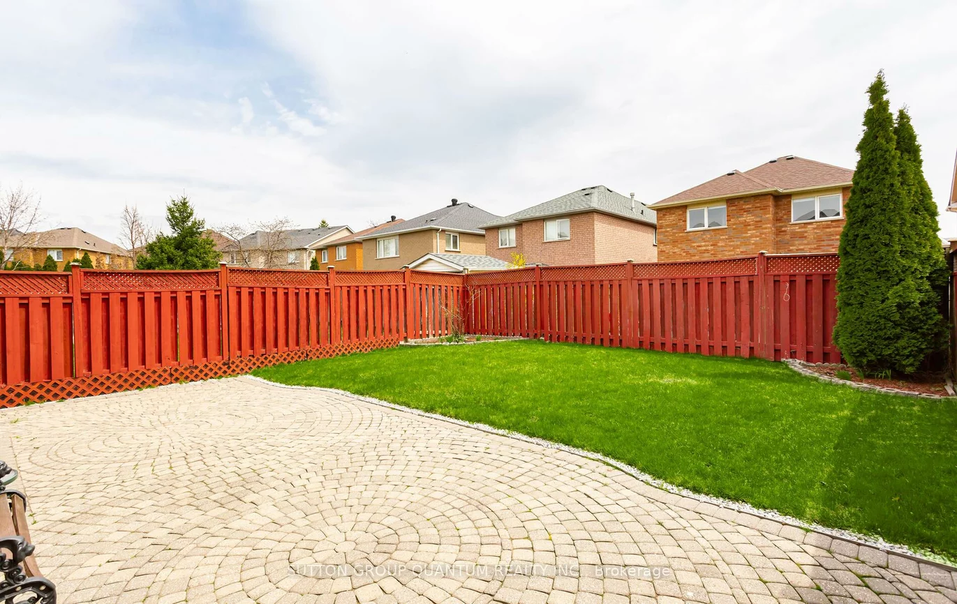 2838, Cartwright, Central Erin Mills, Mississauga