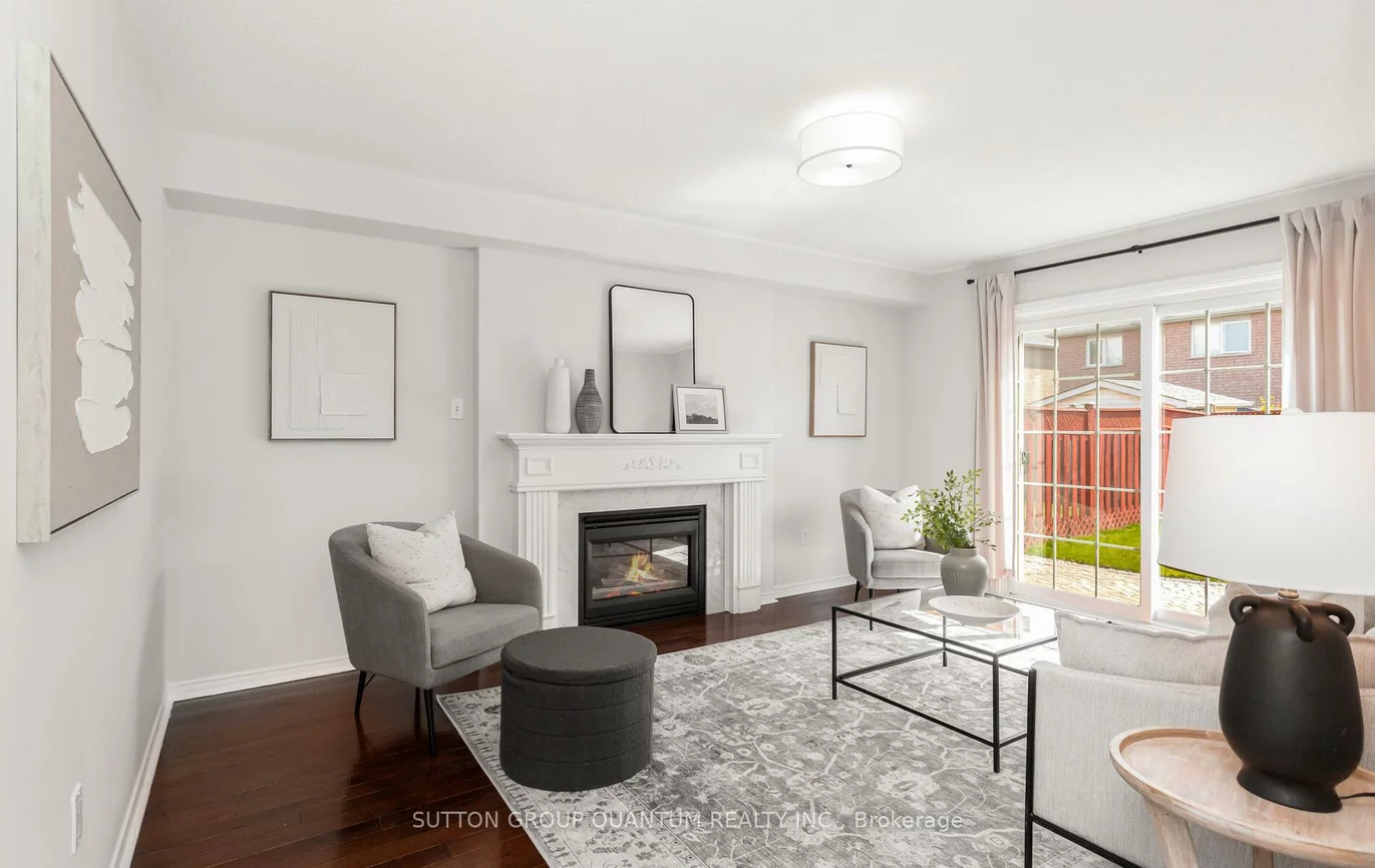 2838, Cartwright, Central Erin Mills, Mississauga