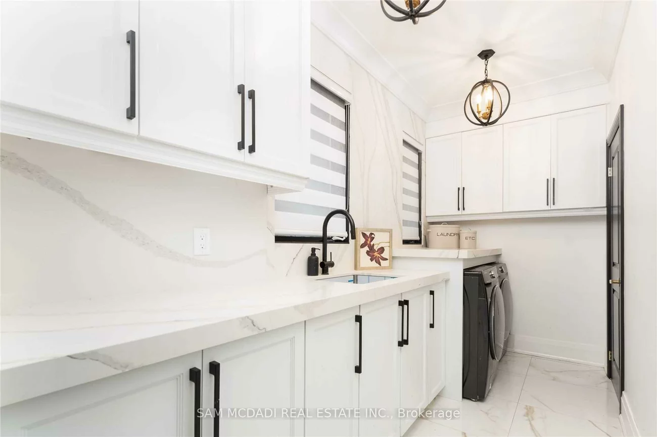 1540, Mississauga, Lorne Park, Mississauga
