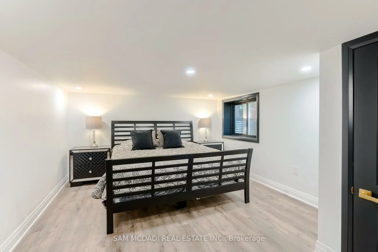 1540, Mississauga, Lorne Park, Mississauga