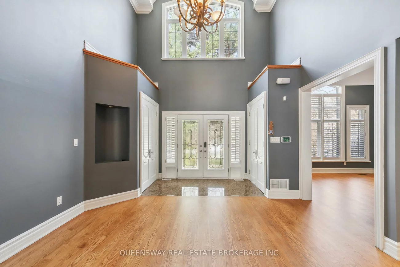 1371, Chriseden, Lorne Park, Mississauga