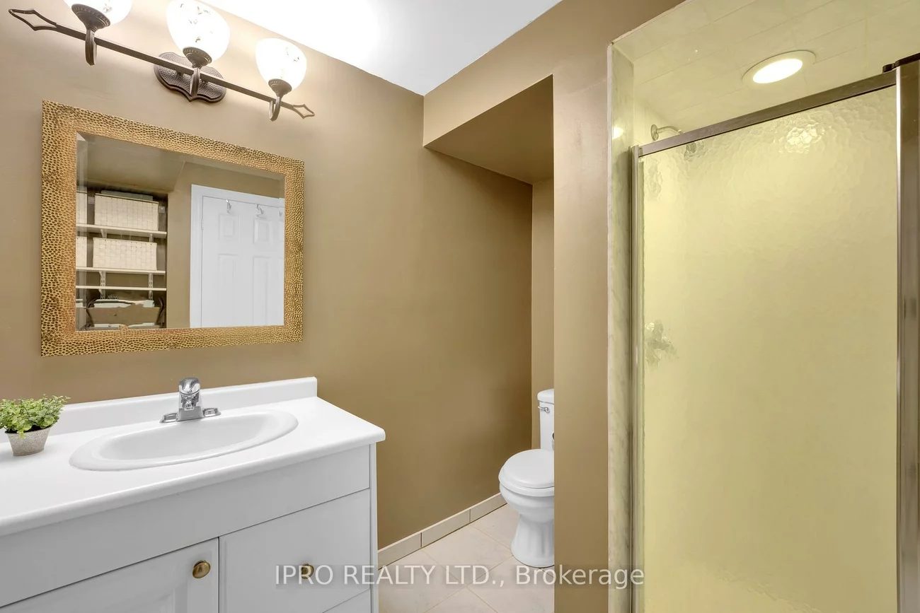 7179, Windrush, Meadowvale, Mississauga