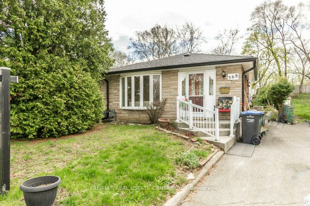 368, Lara Woods, Mississauga Valleys, Mississauga