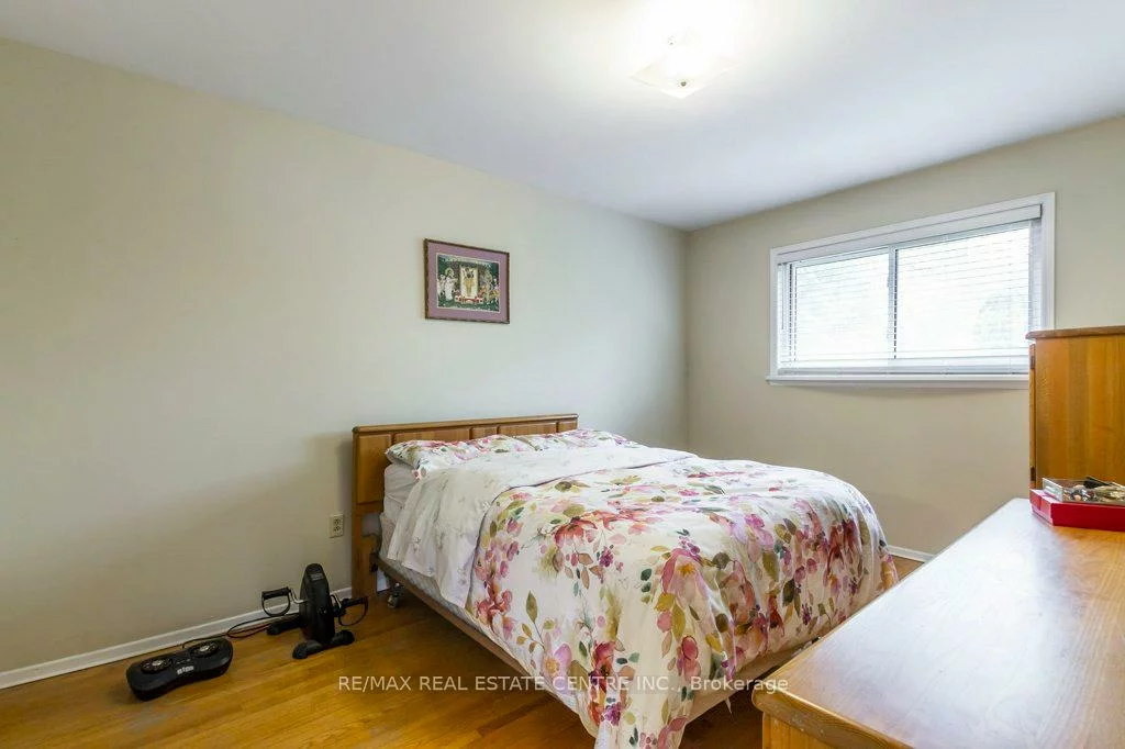 368, Lara Woods, Mississauga Valleys, Mississauga