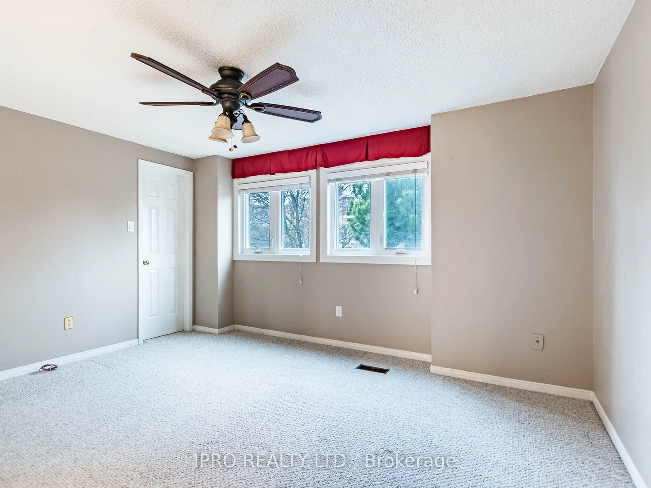 2771, Lindholm, Central Erin Mills, Mississauga