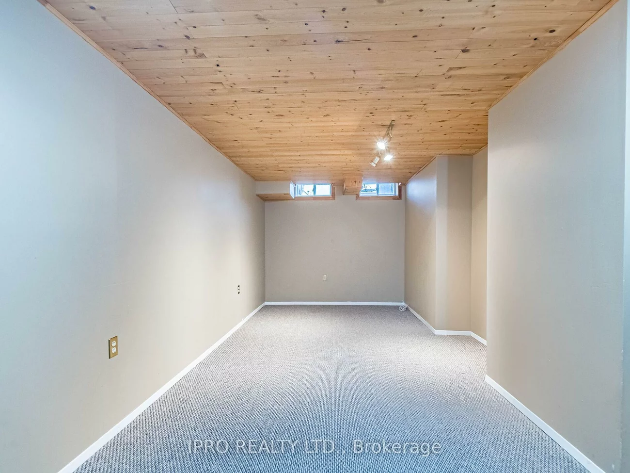 2771, Lindholm, Central Erin Mills, Mississauga