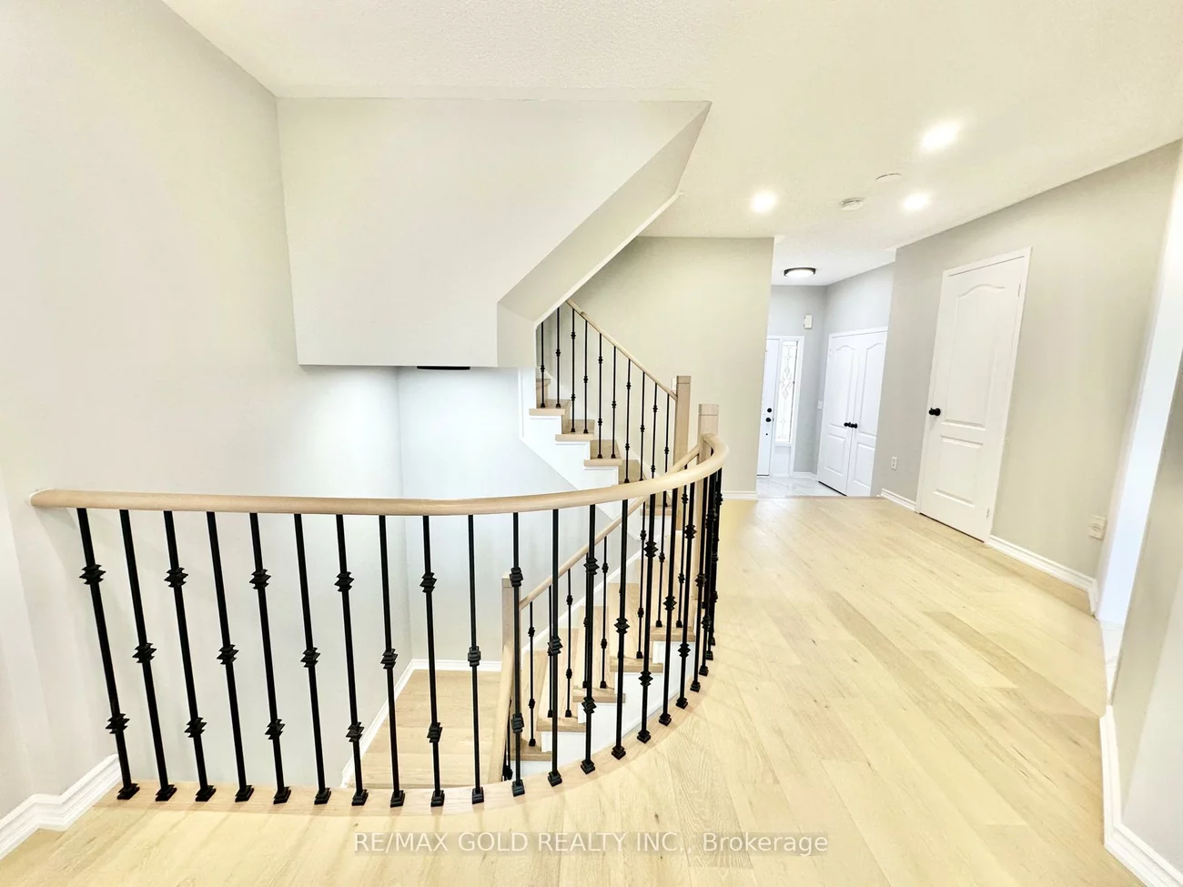 3416, Angel Pass, Churchill Meadows, Mississauga