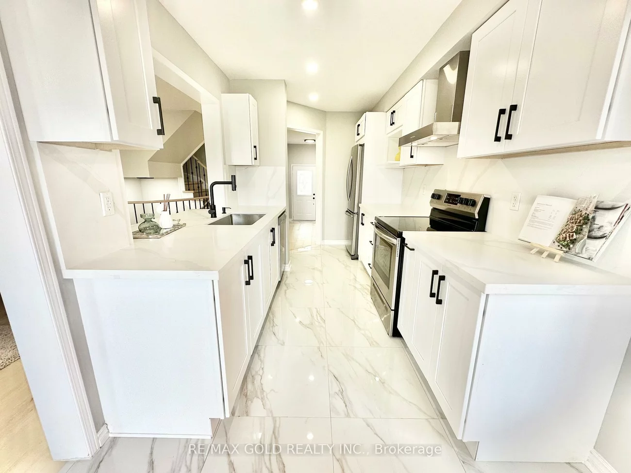 3416, Angel Pass, Churchill Meadows, Mississauga