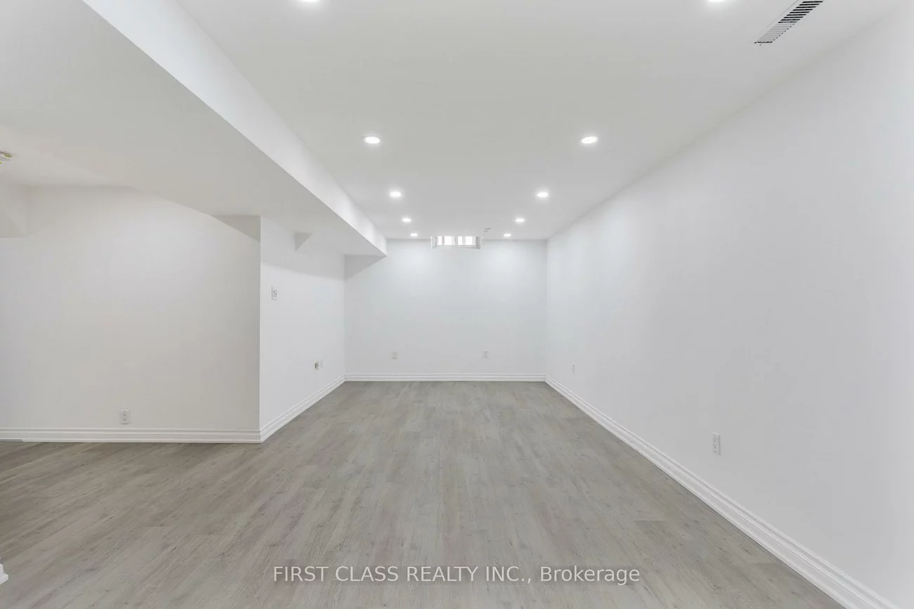 4240, TAFFEY, Erin Mills, Mississauga