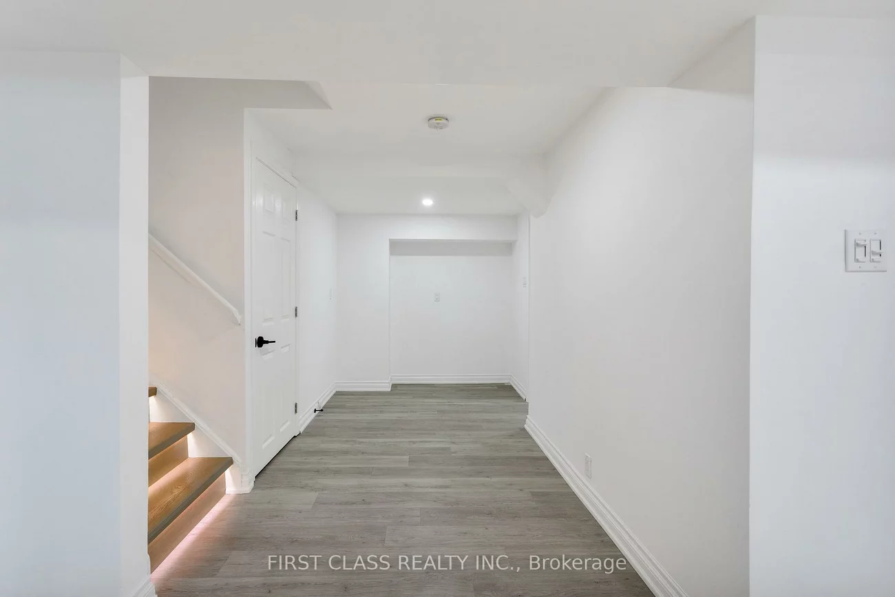 4240, TAFFEY, Erin Mills, Mississauga