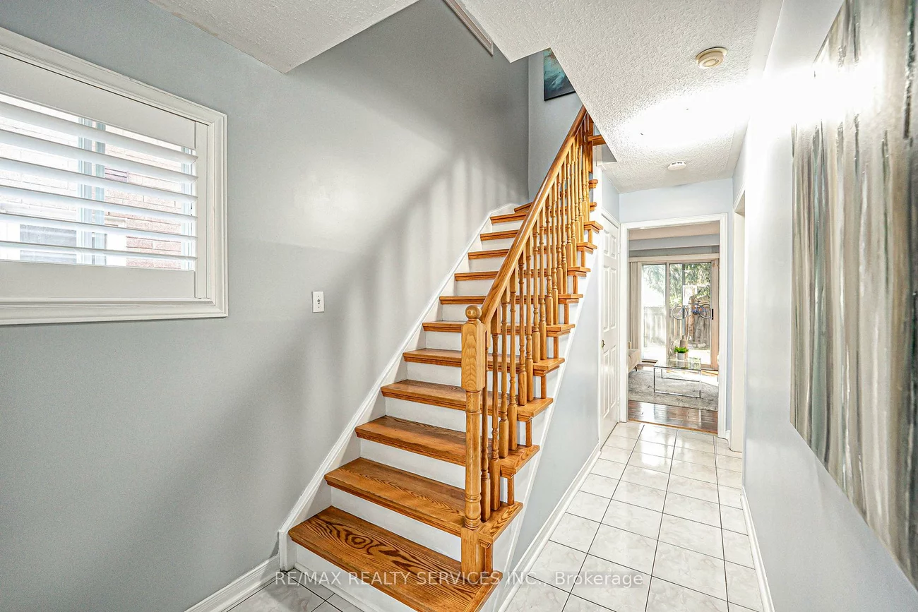 3841, Densbury, Lisgar, Mississauga