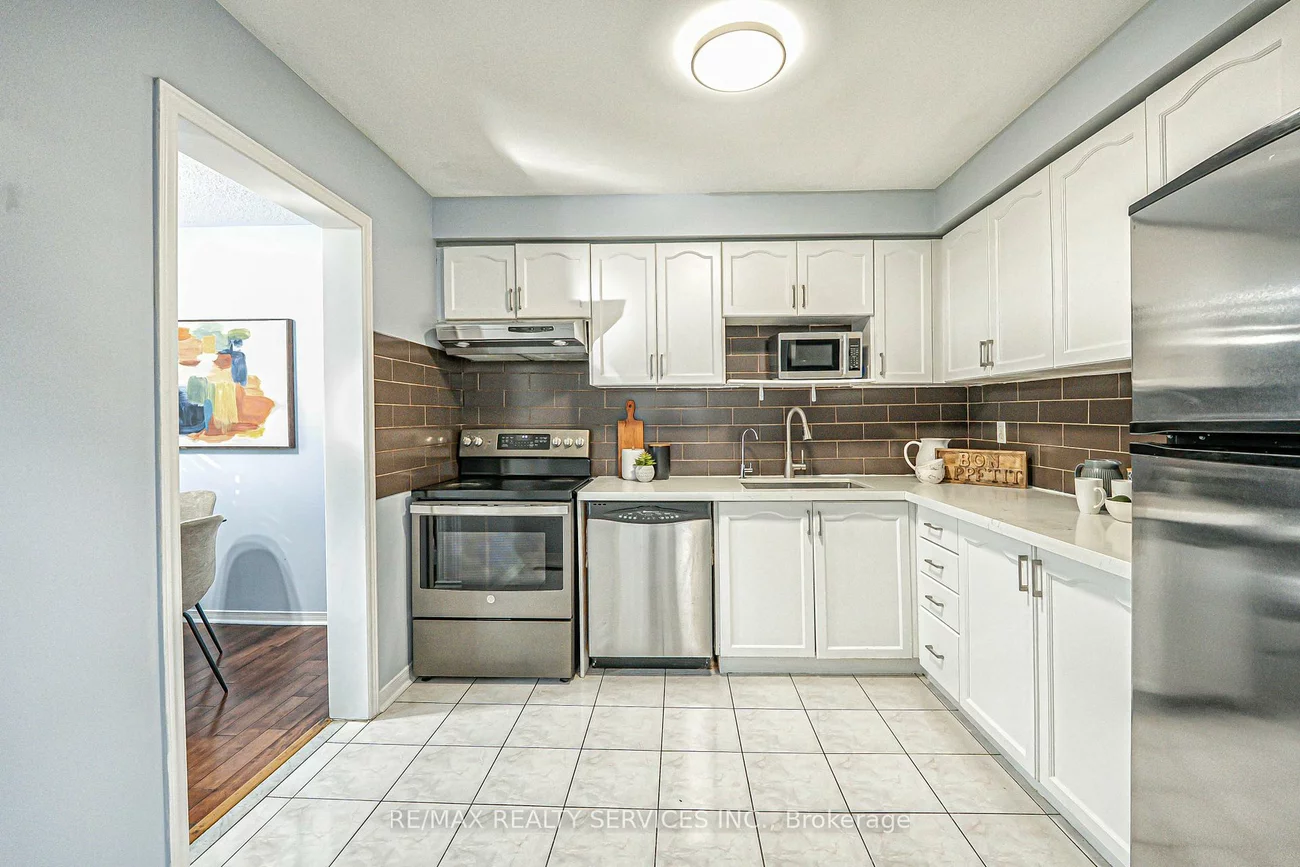 3841, Densbury, Lisgar, Mississauga