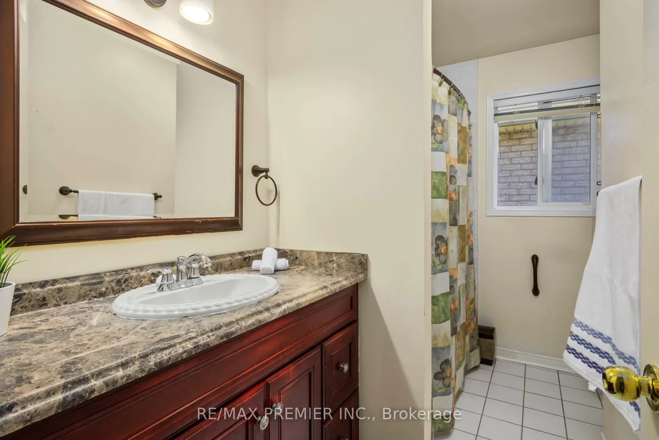 3960, Honey Locust, Lisgar, Mississauga