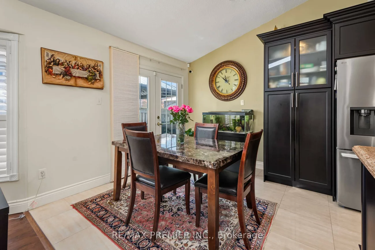 3960, Honey Locust, Lisgar, Mississauga