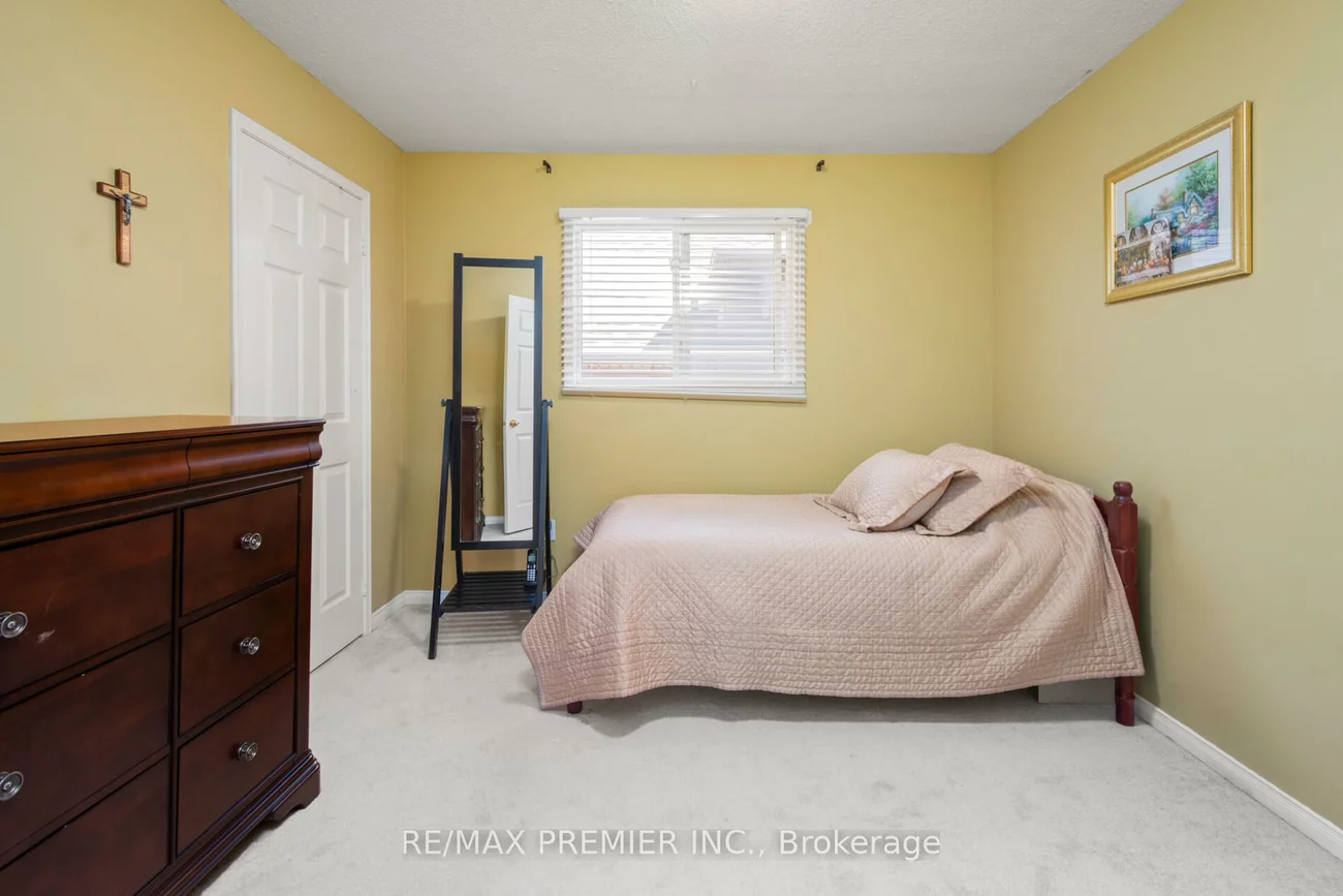 3960, Honey Locust, Lisgar, Mississauga