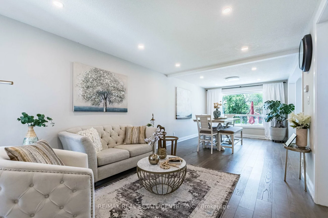 273, Cossack, Fairview, Mississauga