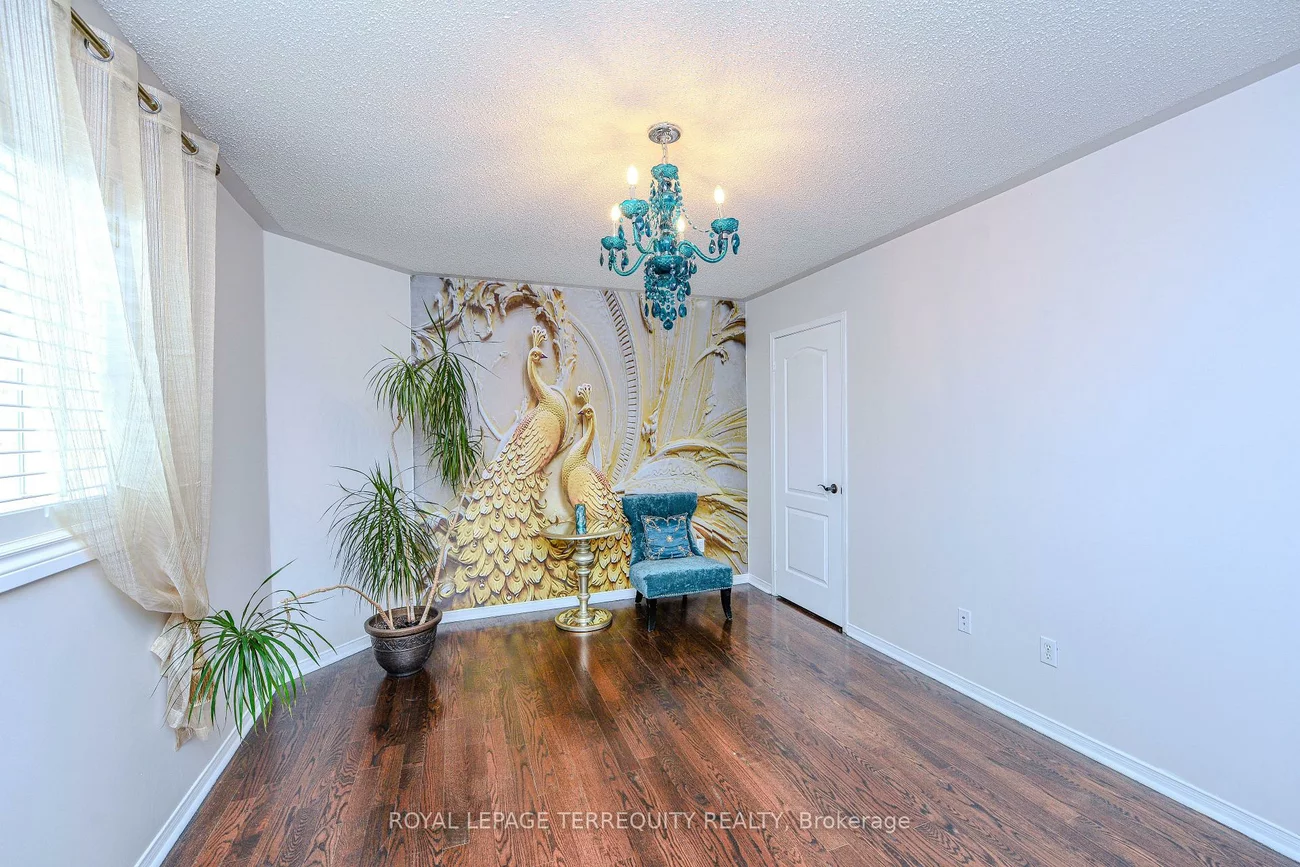7148, Lowville, Lisgar, Mississauga