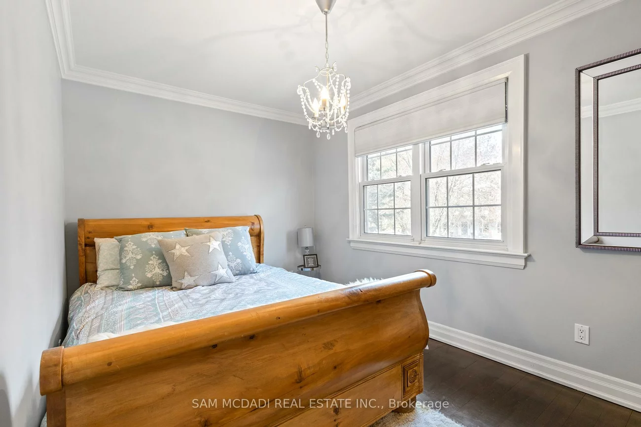 1560, Ifield, Sheridan, Mississauga