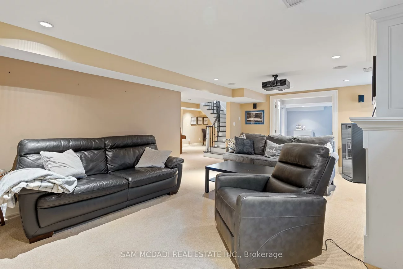 1560, Ifield, Sheridan, Mississauga