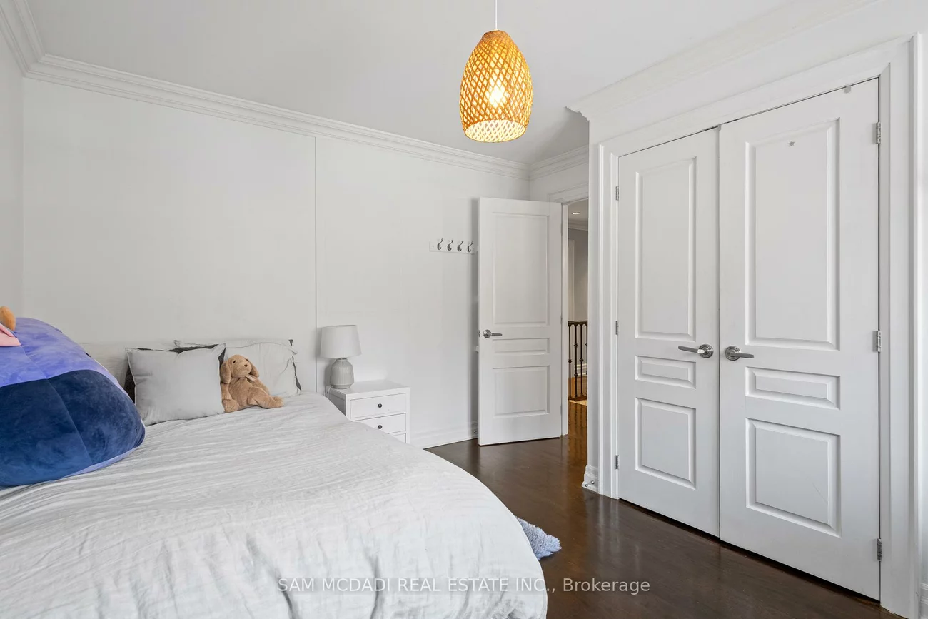 1560, Ifield, Sheridan, Mississauga