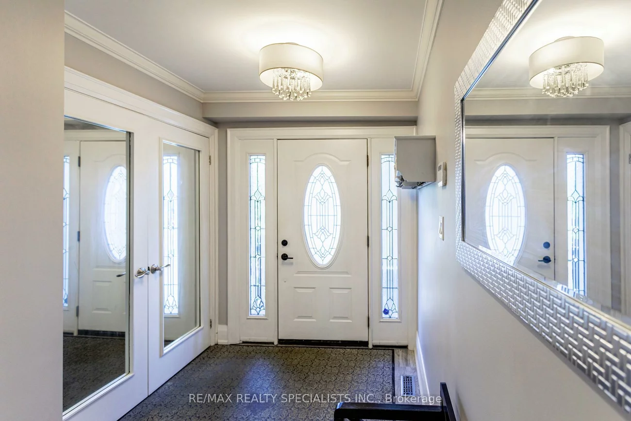 5496, Windy Hill, Hurontario, Mississauga