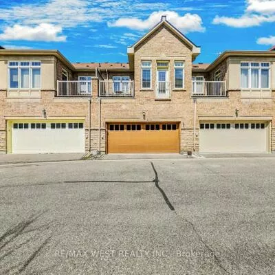 2036, Lakeshore, Clarkson, Mississauga