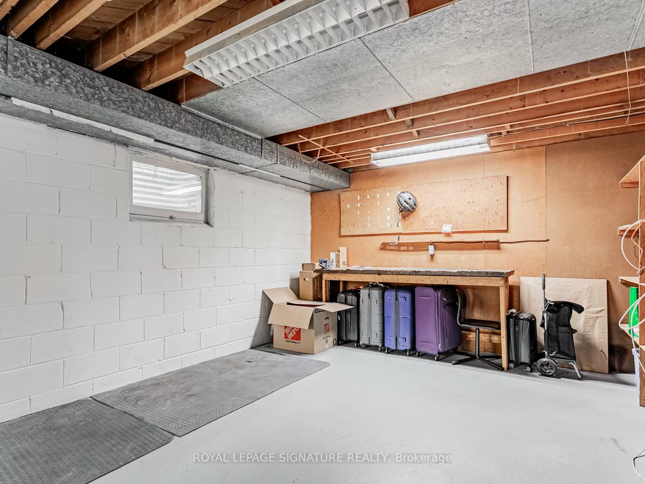 1447, Merrow, Lorne Park, Mississauga