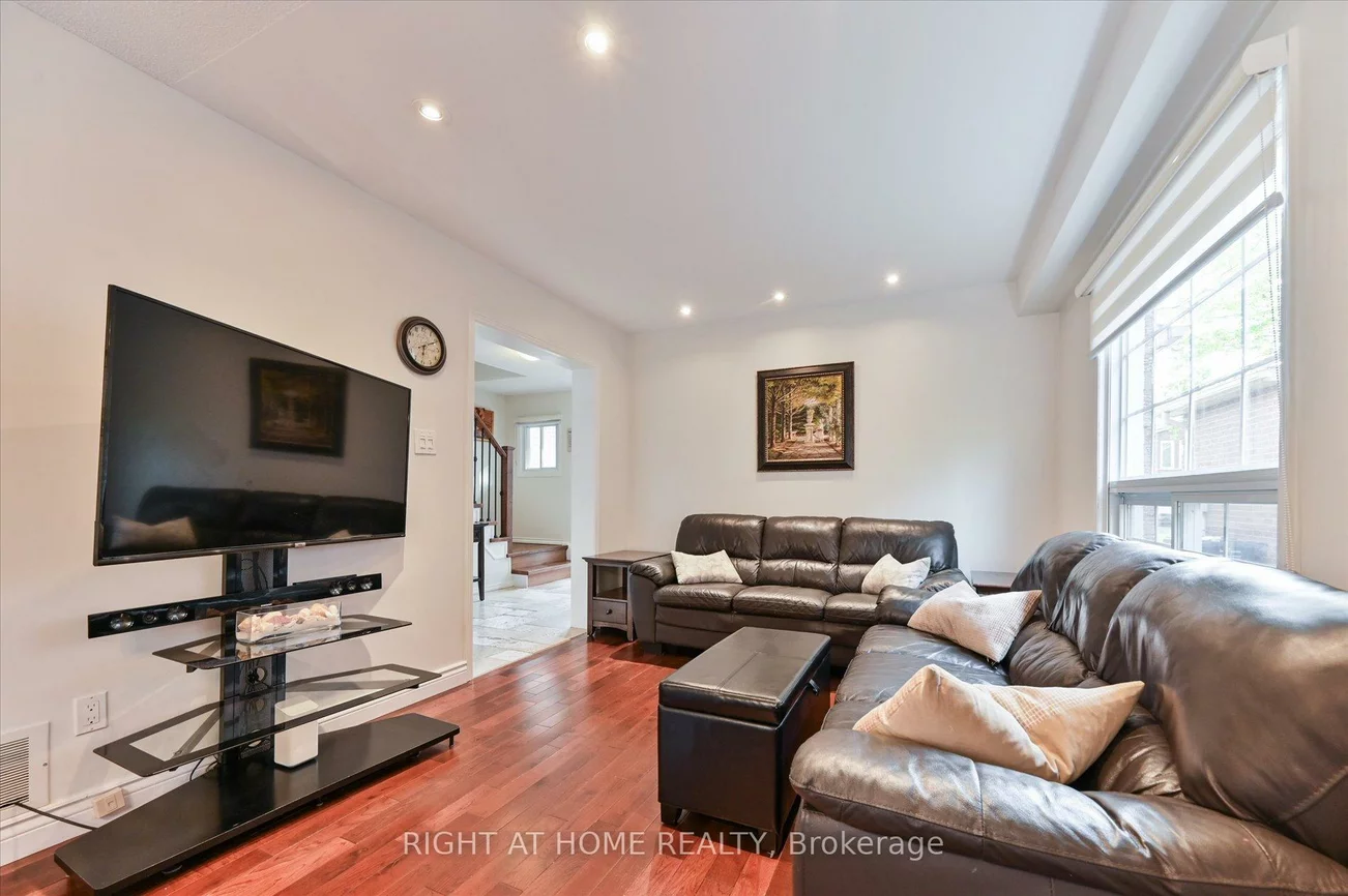 2997, Olympus, Meadowvale, Mississauga