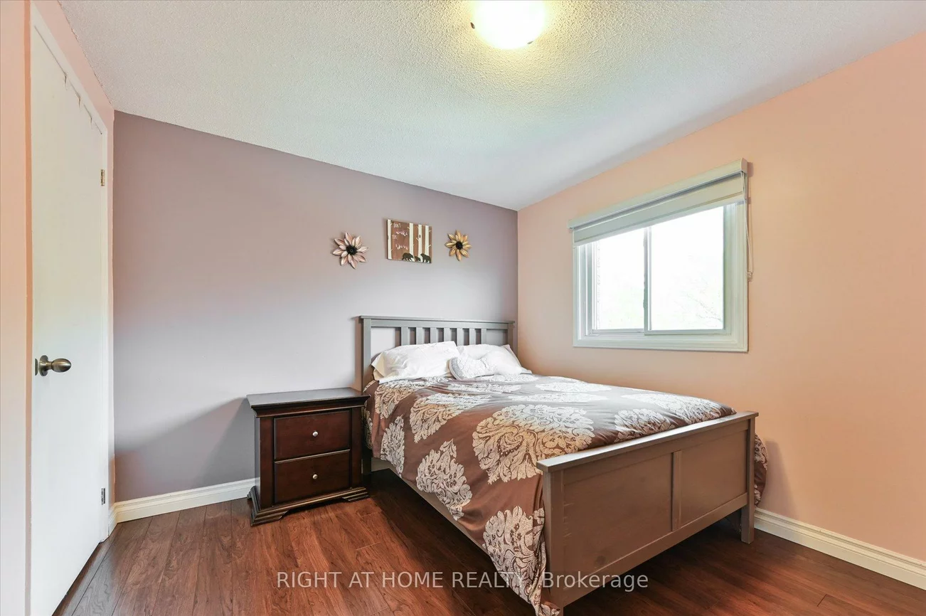 2997, Olympus, Meadowvale, Mississauga