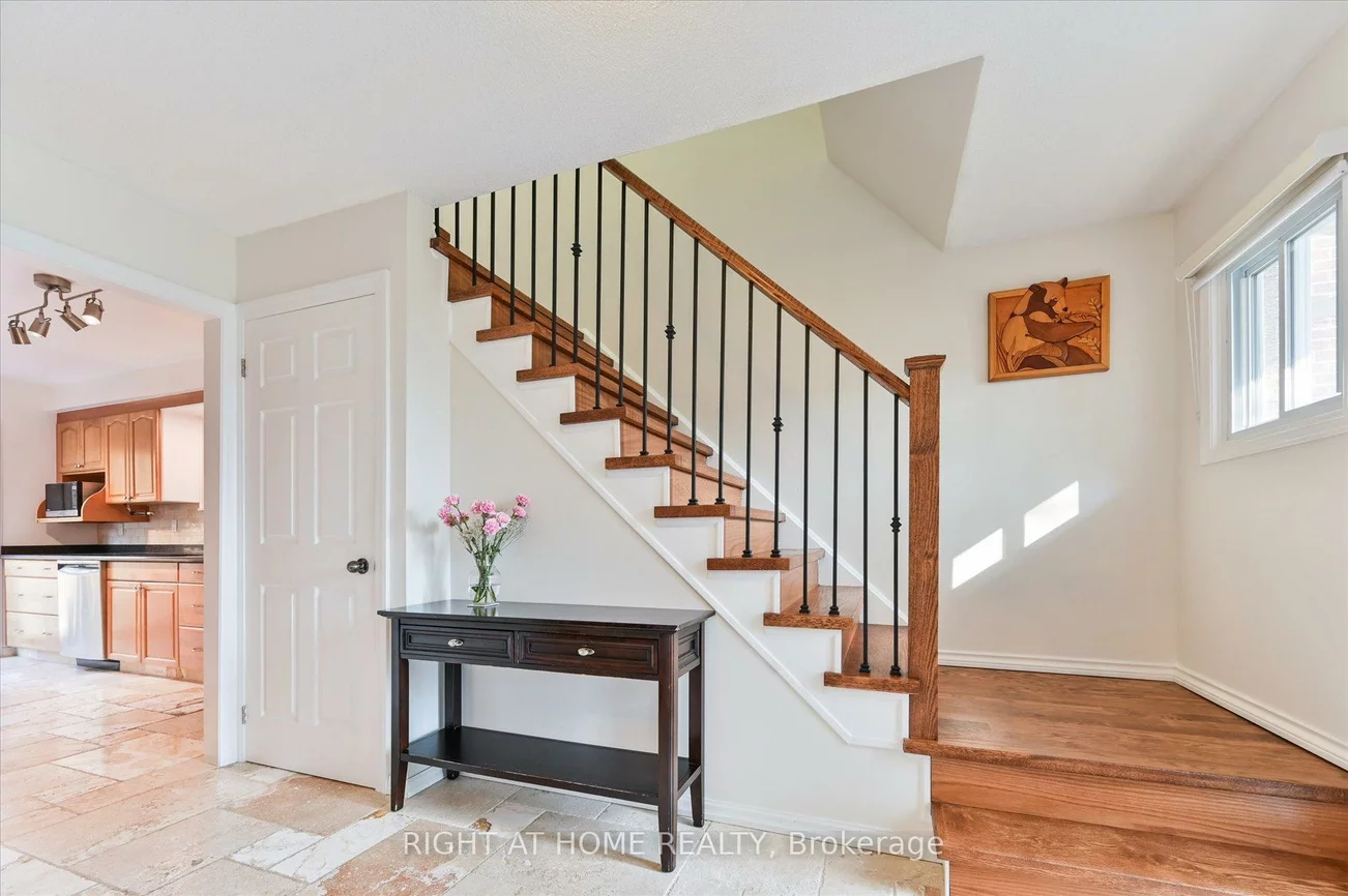 2997, Olympus, Meadowvale, Mississauga