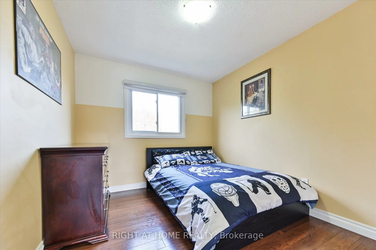 2997, Olympus, Meadowvale, Mississauga