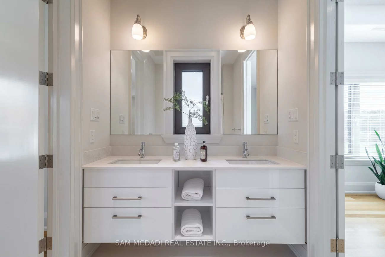 1456, Applewood, Lakeview, Mississauga