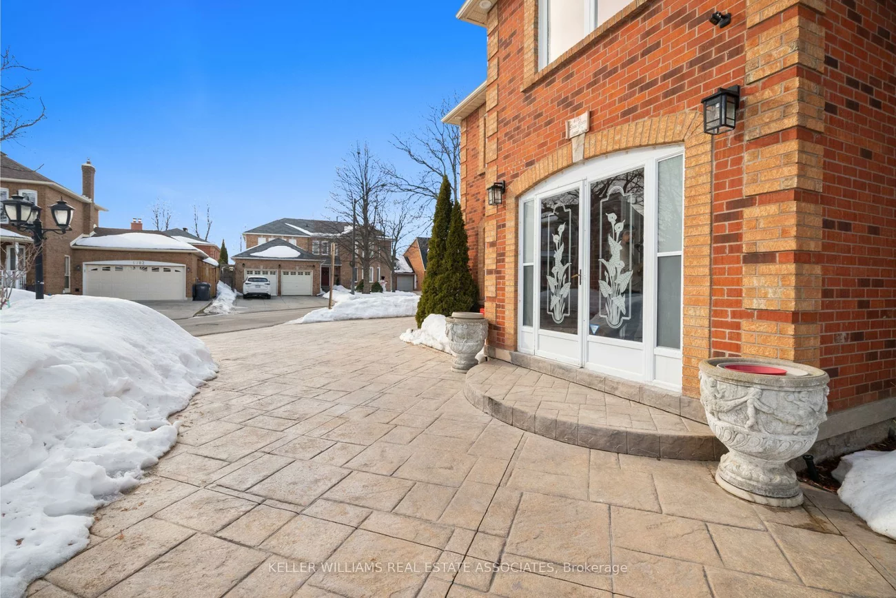 6781, Snow Goose, Lisgar, Mississauga