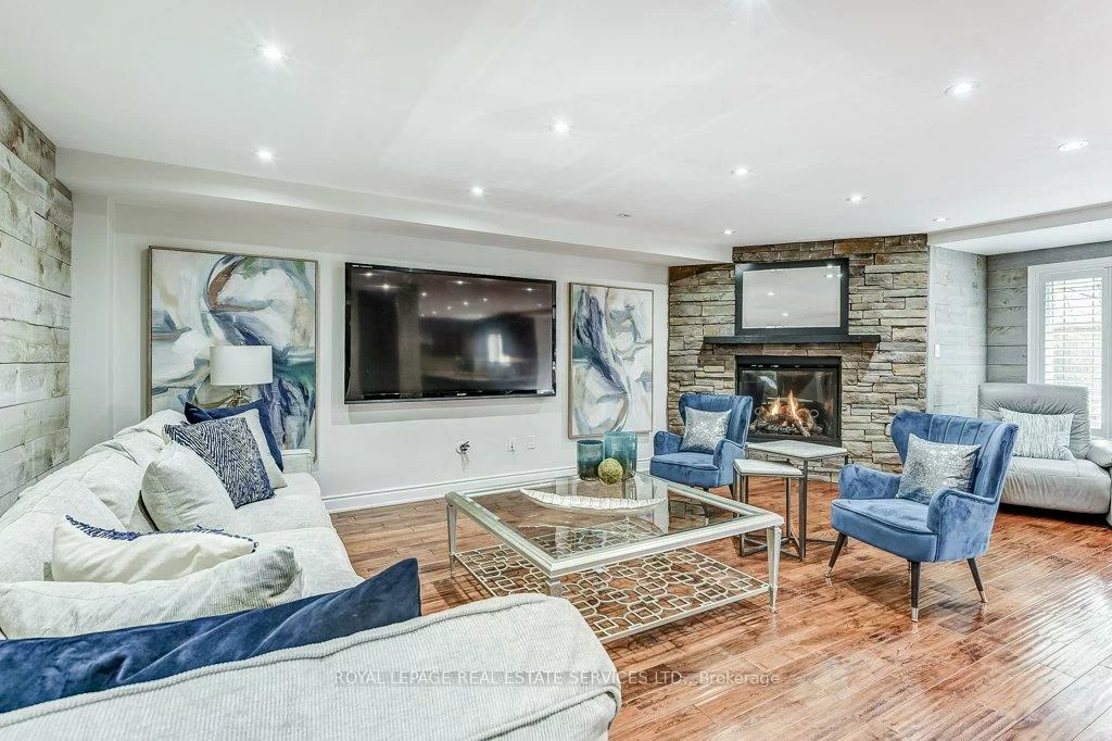2783, Duncairn, Central Erin Mills, Mississauga