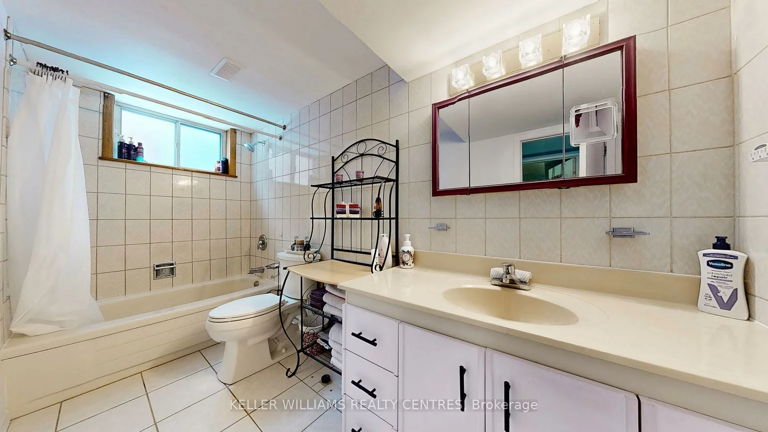 2461, Hensall, Cooksville, Mississauga