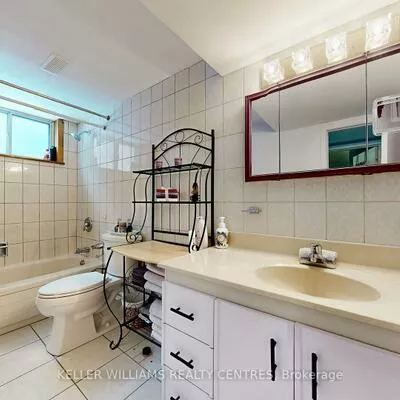 2461, Hensall, Cooksville, Mississauga