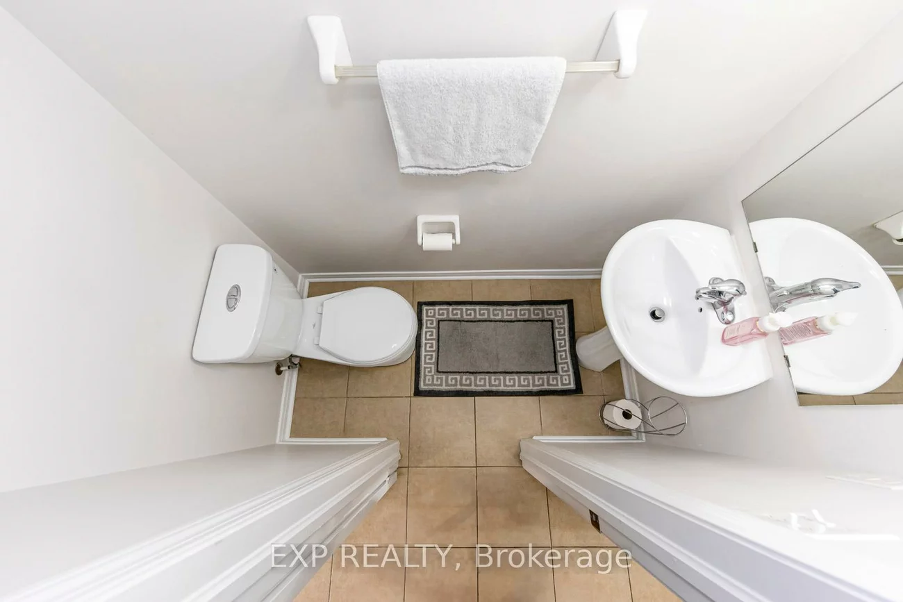 751, Candlestick, Hurontario, Mississauga