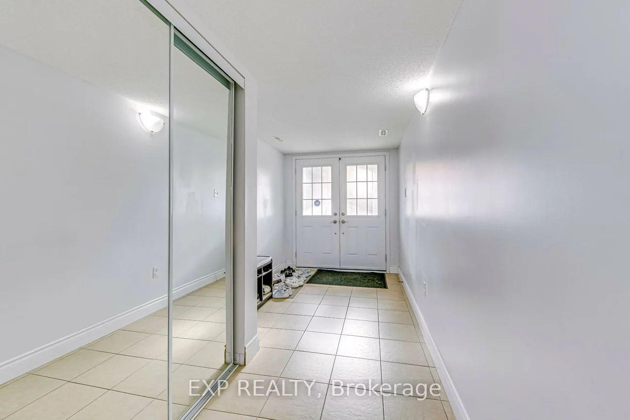 751, Candlestick, Hurontario, Mississauga