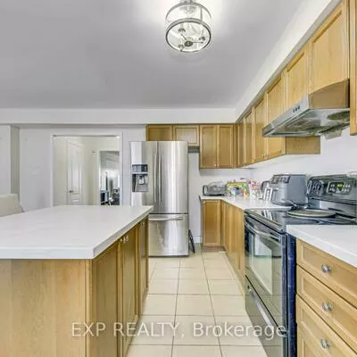 751, Candlestick, Hurontario, Mississauga