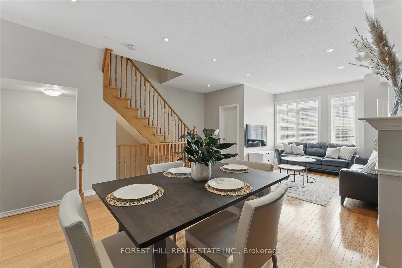 3038, Haines, Applewood, Mississauga
