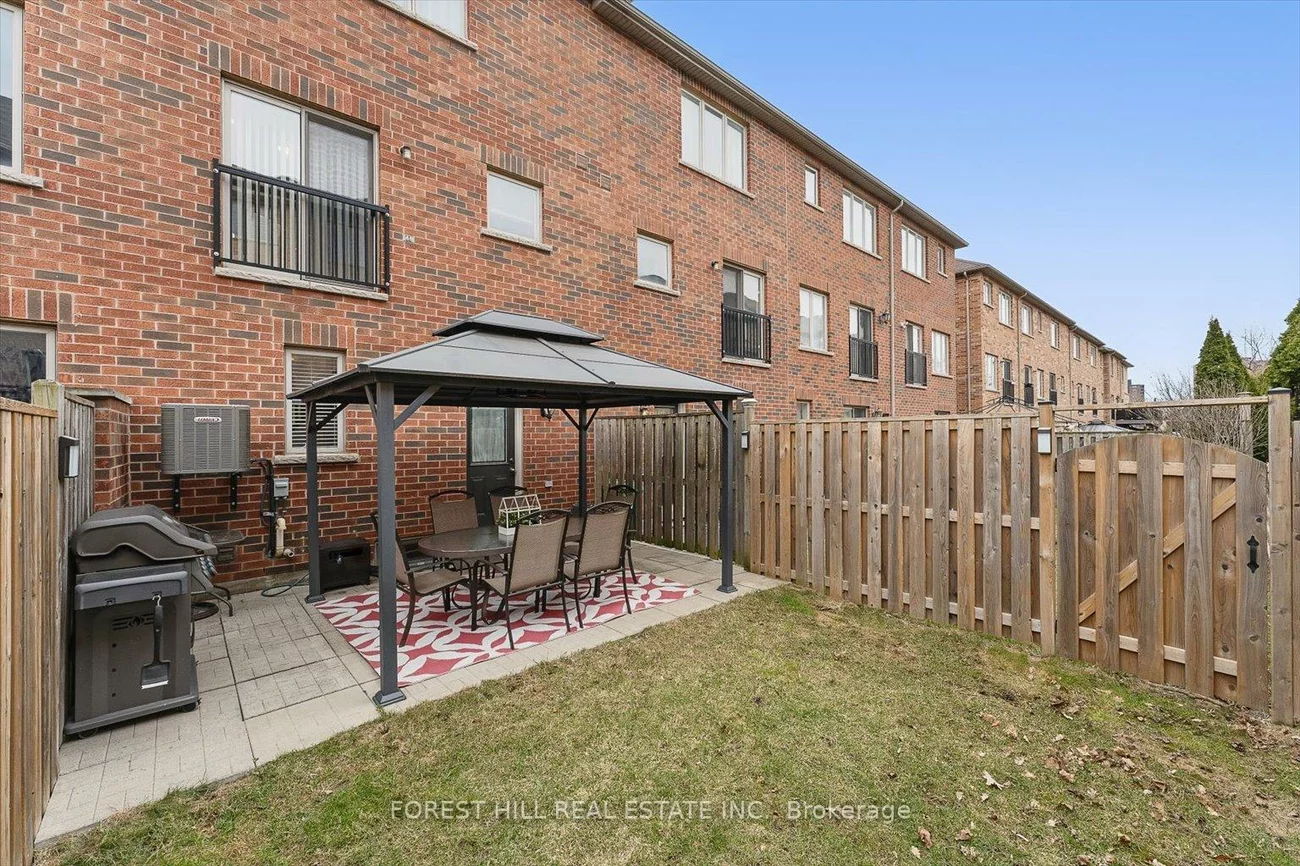 3038, Haines, Applewood, Mississauga